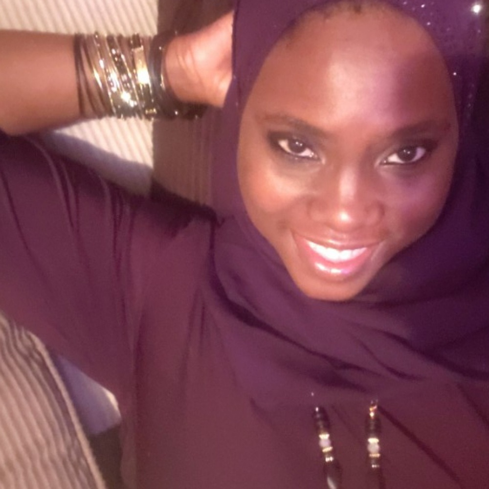 Meet your Posher, Ceteria